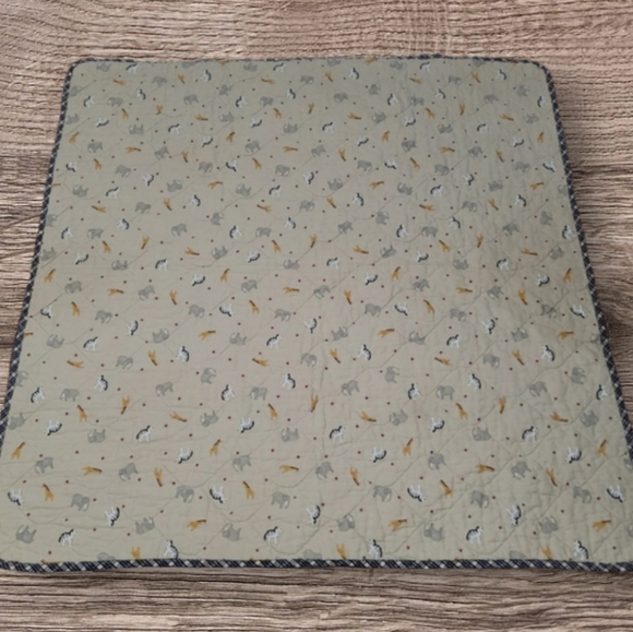 LAMB AND IVY BABY BLANKET - Picture 1 of 5